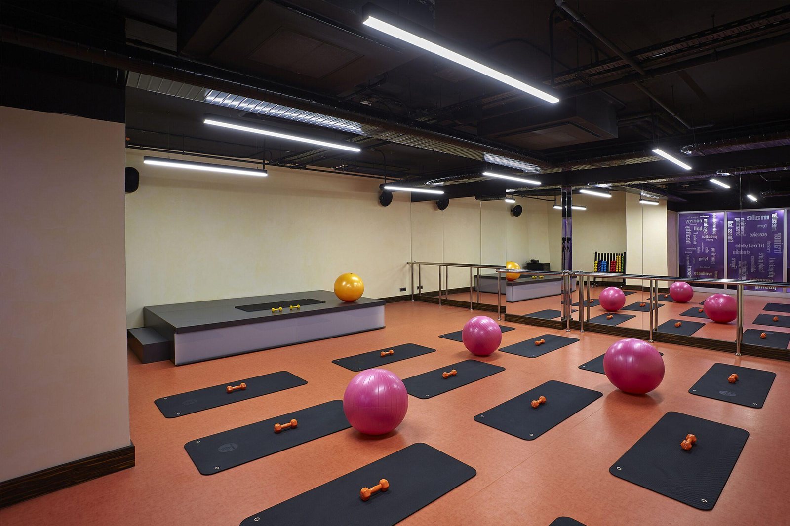 Pilates & Grup Ders Salonu